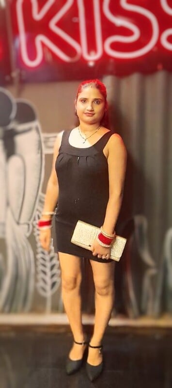 High class mature bhabhi topless in front of lover