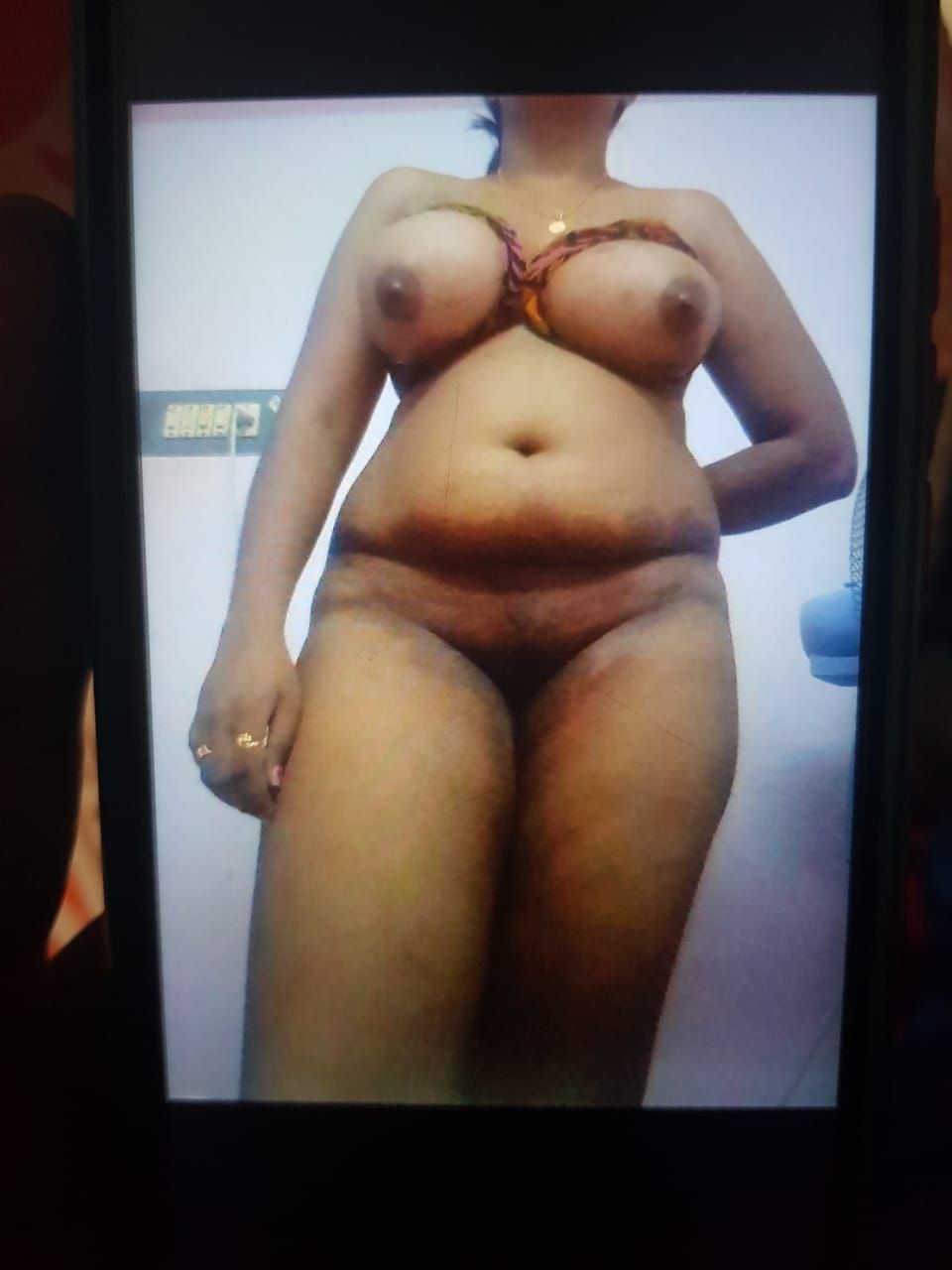Big ass Tamil girlfriend plump big boobs pics