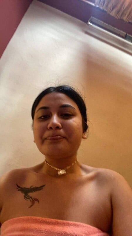 Assamese bhabhi topless boobs showing exclusive
