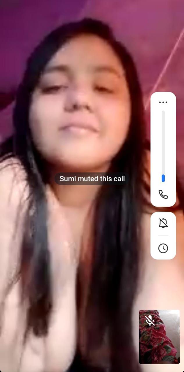 Chubby Bangladeshi Sumi bhabhi nude boobs showing