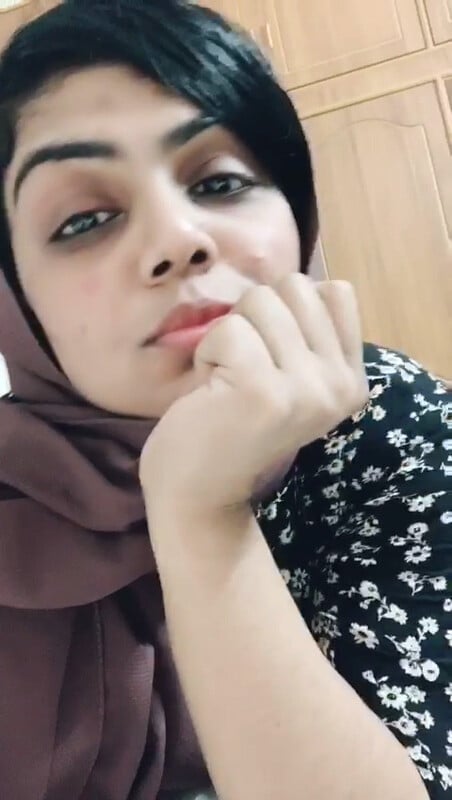 Bengali big boobs girlfriend topless photos