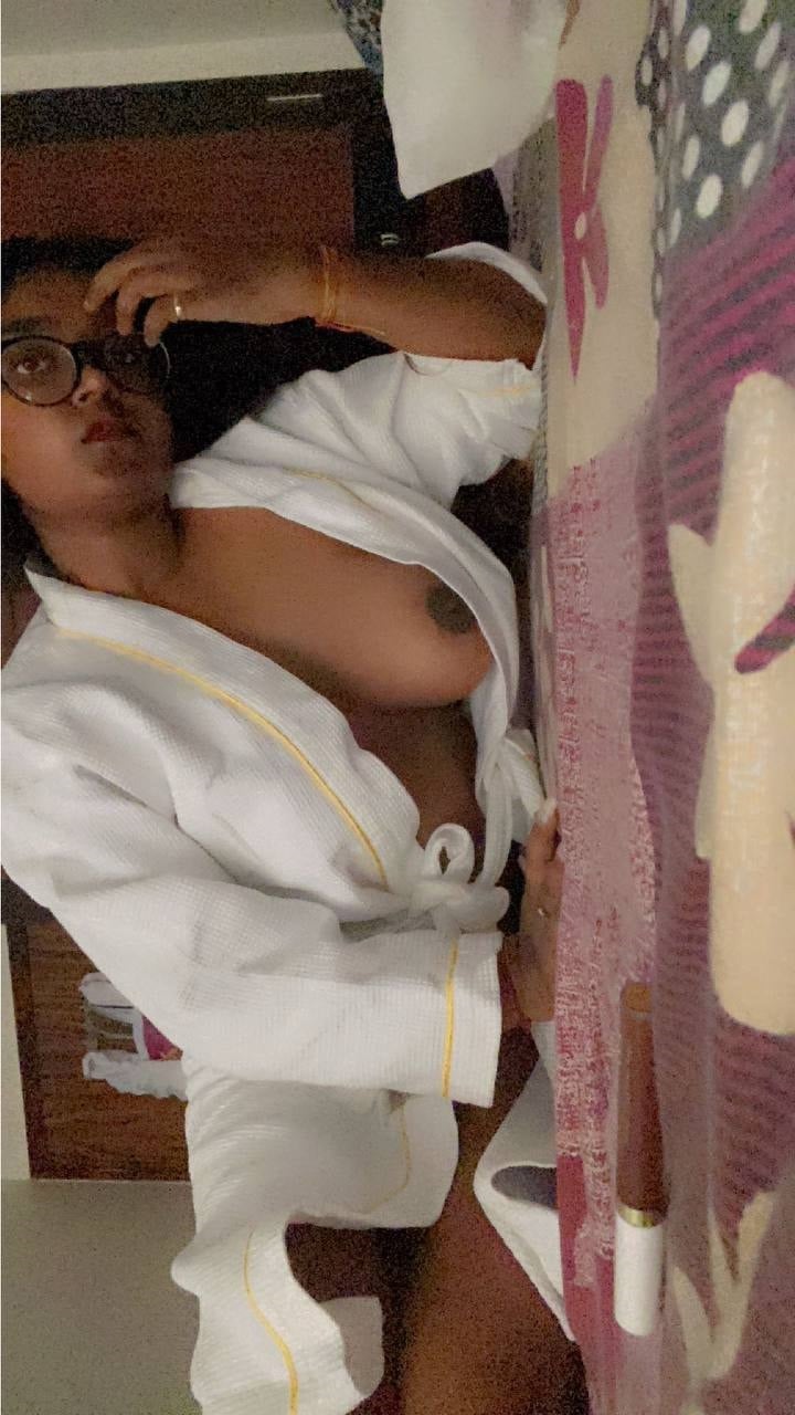 Big ass busty girl nude in doggy sex position