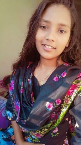 Bengali girl topless boobs showing selfies for lover