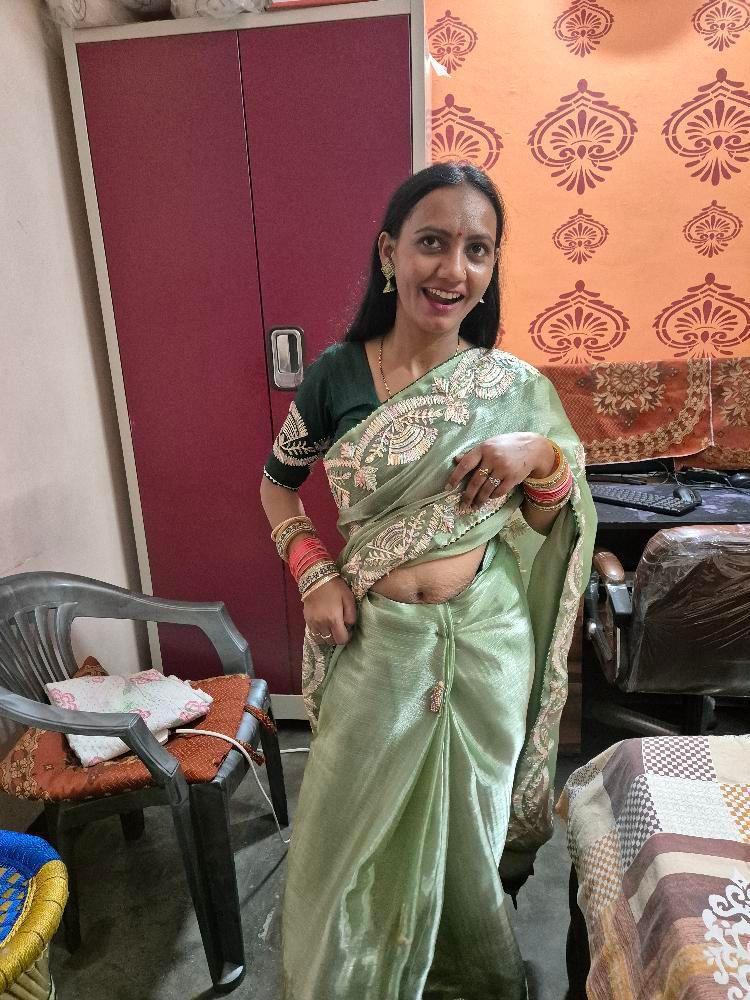 Jahnvi bhabhi nude show photos update exclusive
