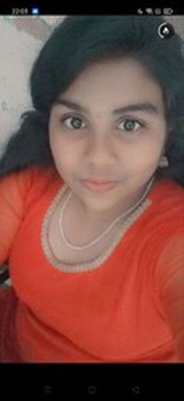 Big boobs IT girl naked selfie clicks for lover