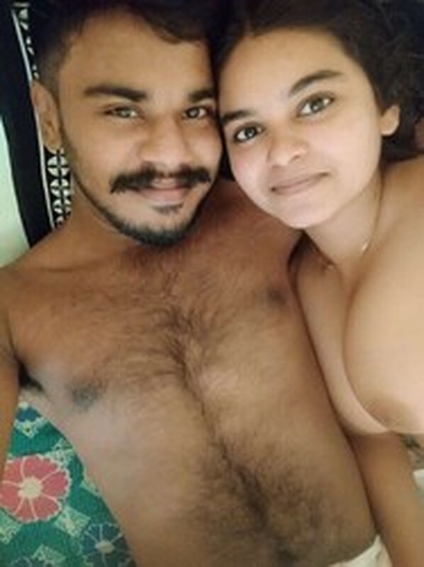 Malappuram mallu hottie sex photos with lover