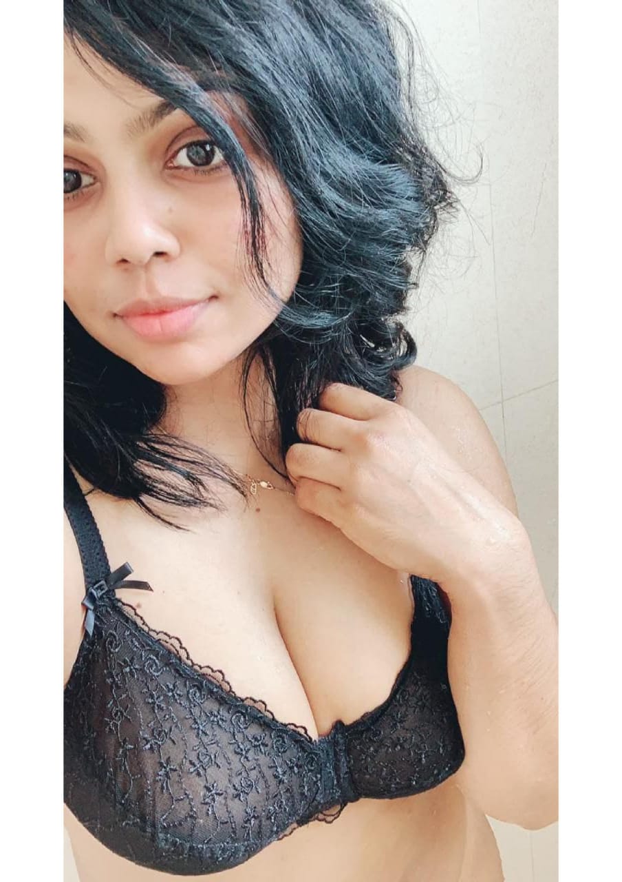 Malappuram big boobs mallu girl naked collection