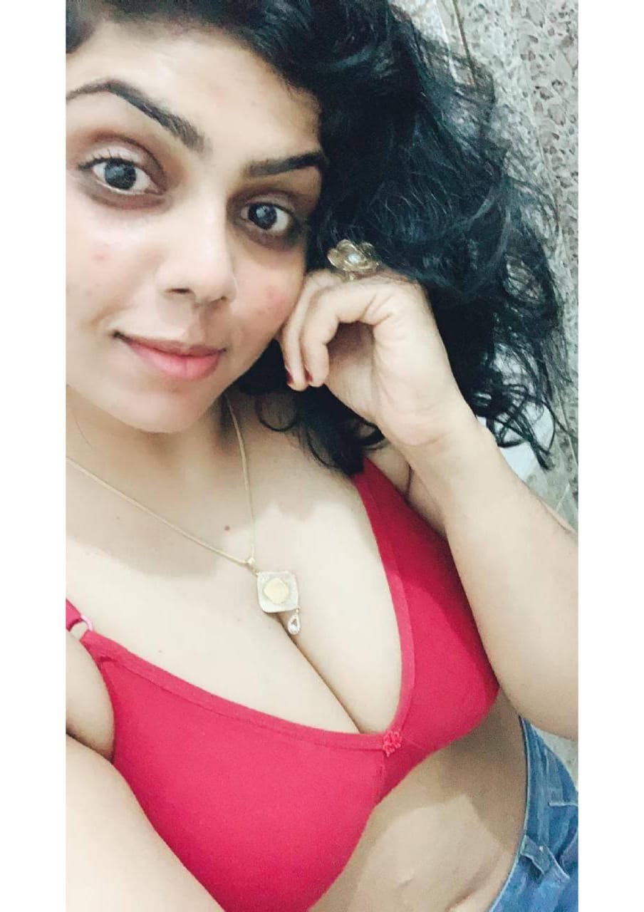 Malappuram big boobs mallu girl naked collection