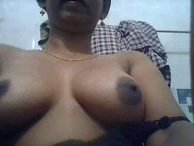 Malayali girl nude boobs showing photos on Onam