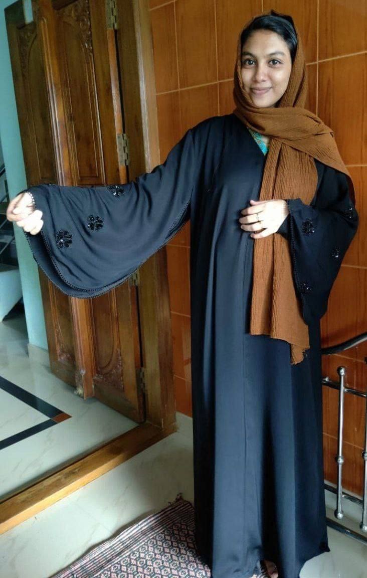 Mallu girl huge boobs showing photos shared