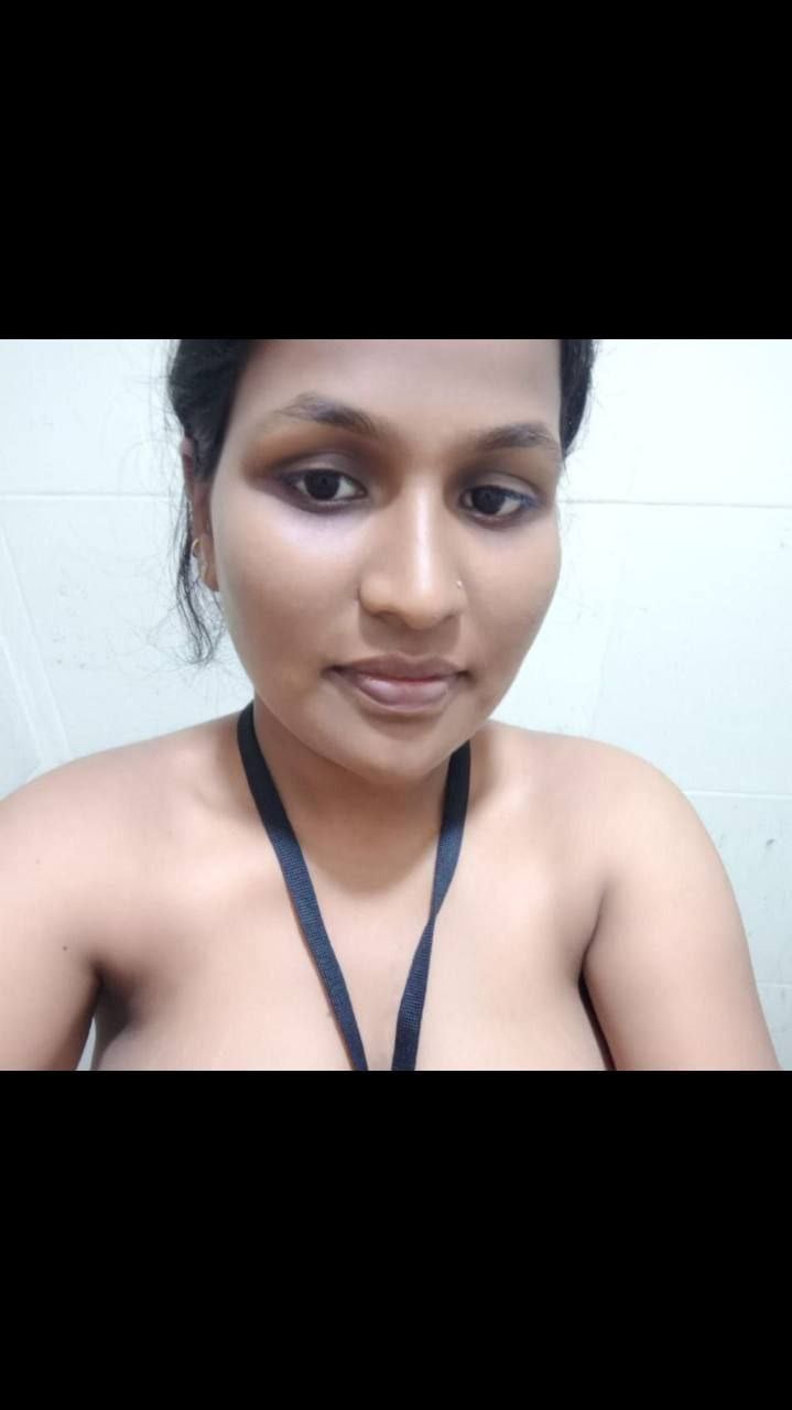 Tamil office girl removing bra huge boobs