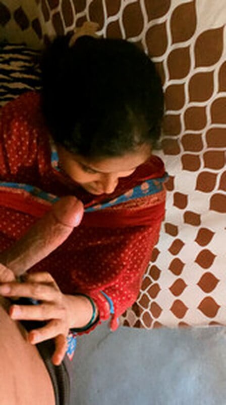 Gujju village bhabhi sucking dick of house owner