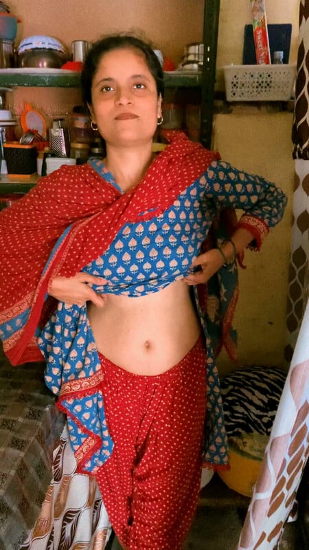 Gujju village bhabhi sucking dick of house owner