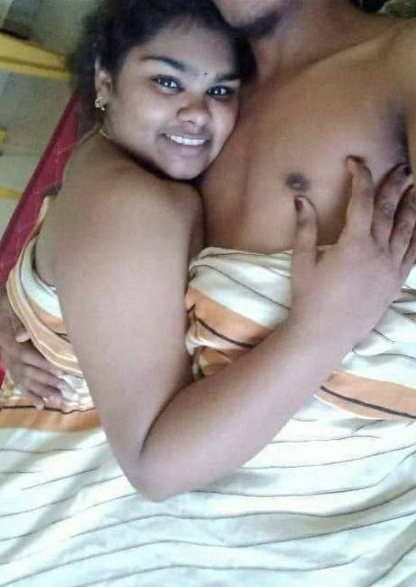 Pondicherry Tamil girl naked blowjob and sex