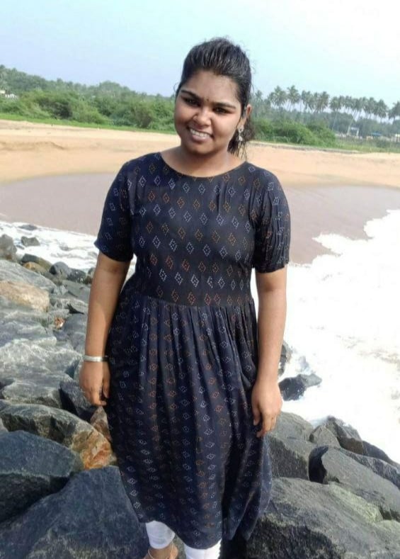 Pondicherry Tamil girl naked blowjob and sex