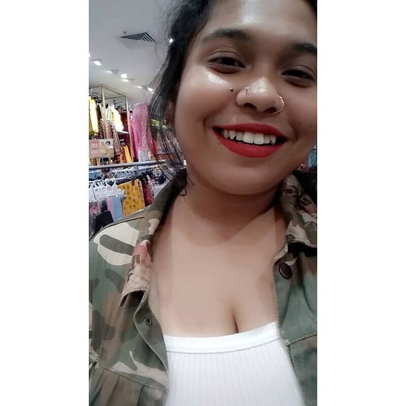 Faridabad garment office girl naked selfies