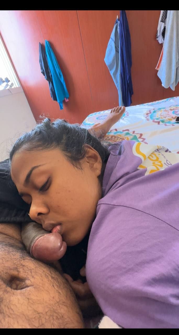 Naughty Lankan girl blowjob and sexy boobs show