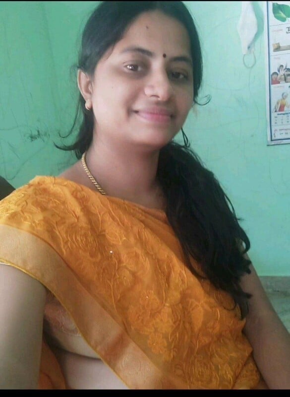 Naked big boobs wife with husband in sex pics