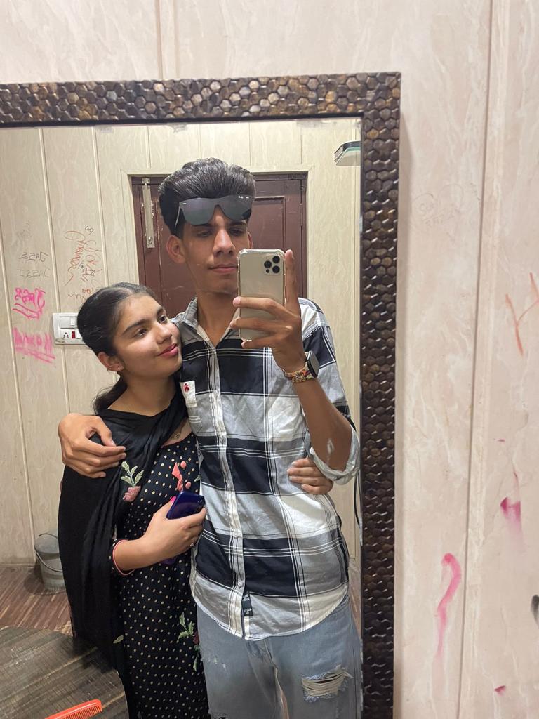 Punjabi girl blowjob and sex with lover photos