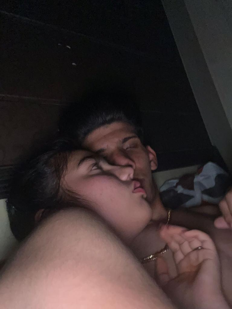 Punjabi girl blowjob and sex with lover photos