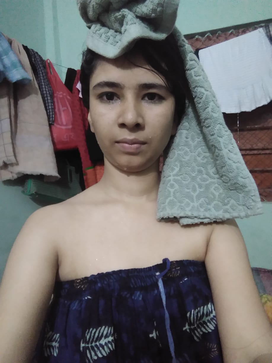 Bengali college girl nude photos shared online