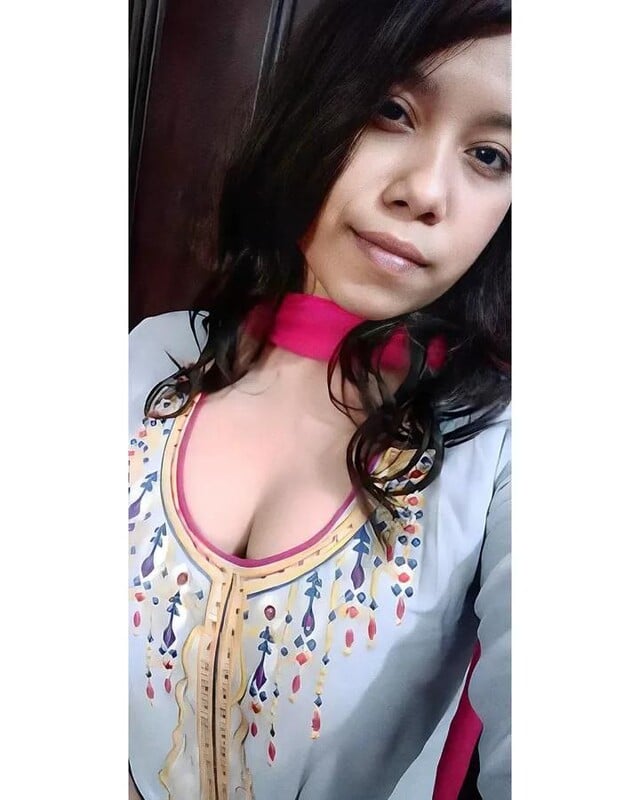 Girlfriend in transparent saree showing firm boobs