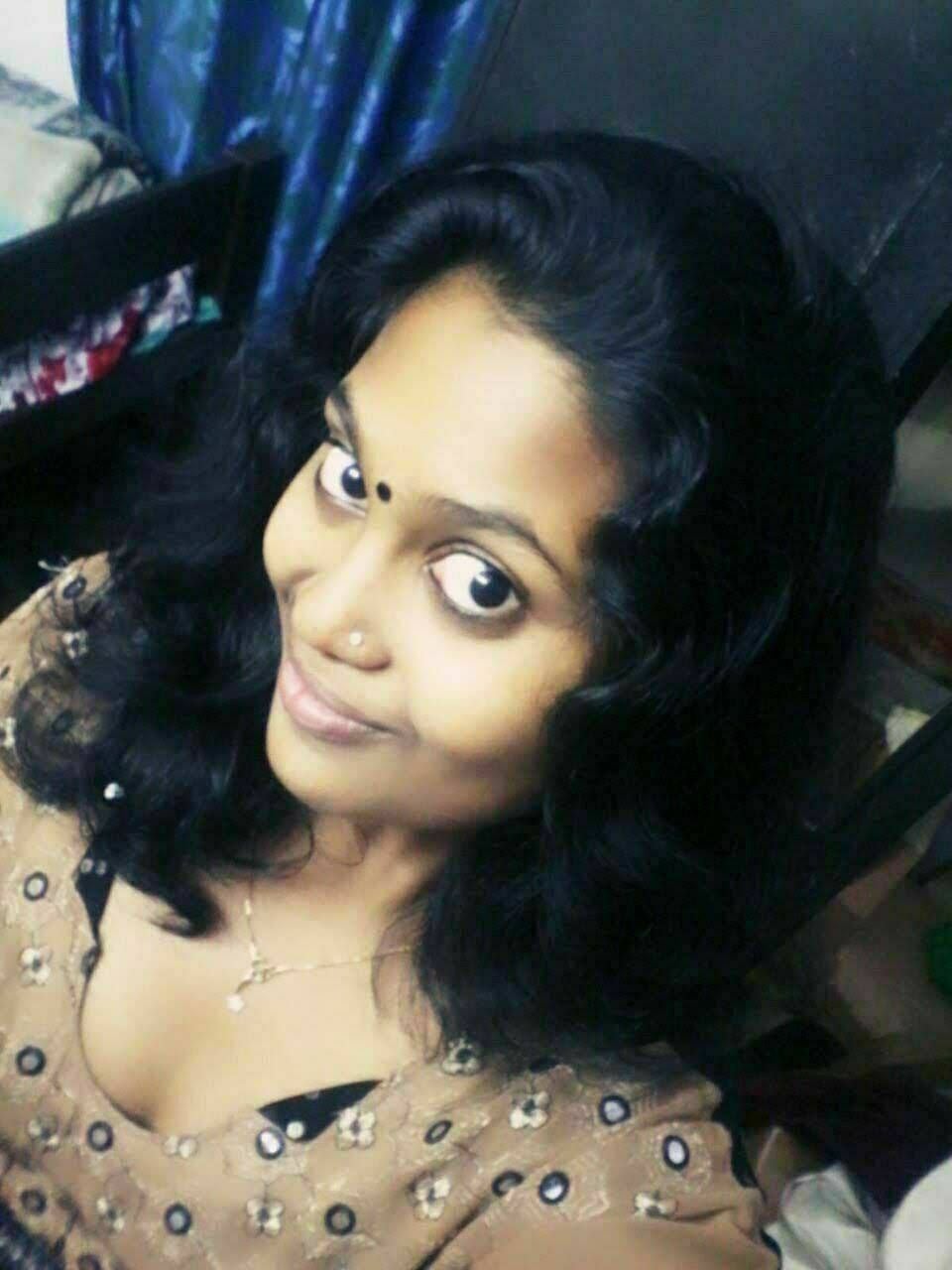 Kannada girl topless clicks shared online