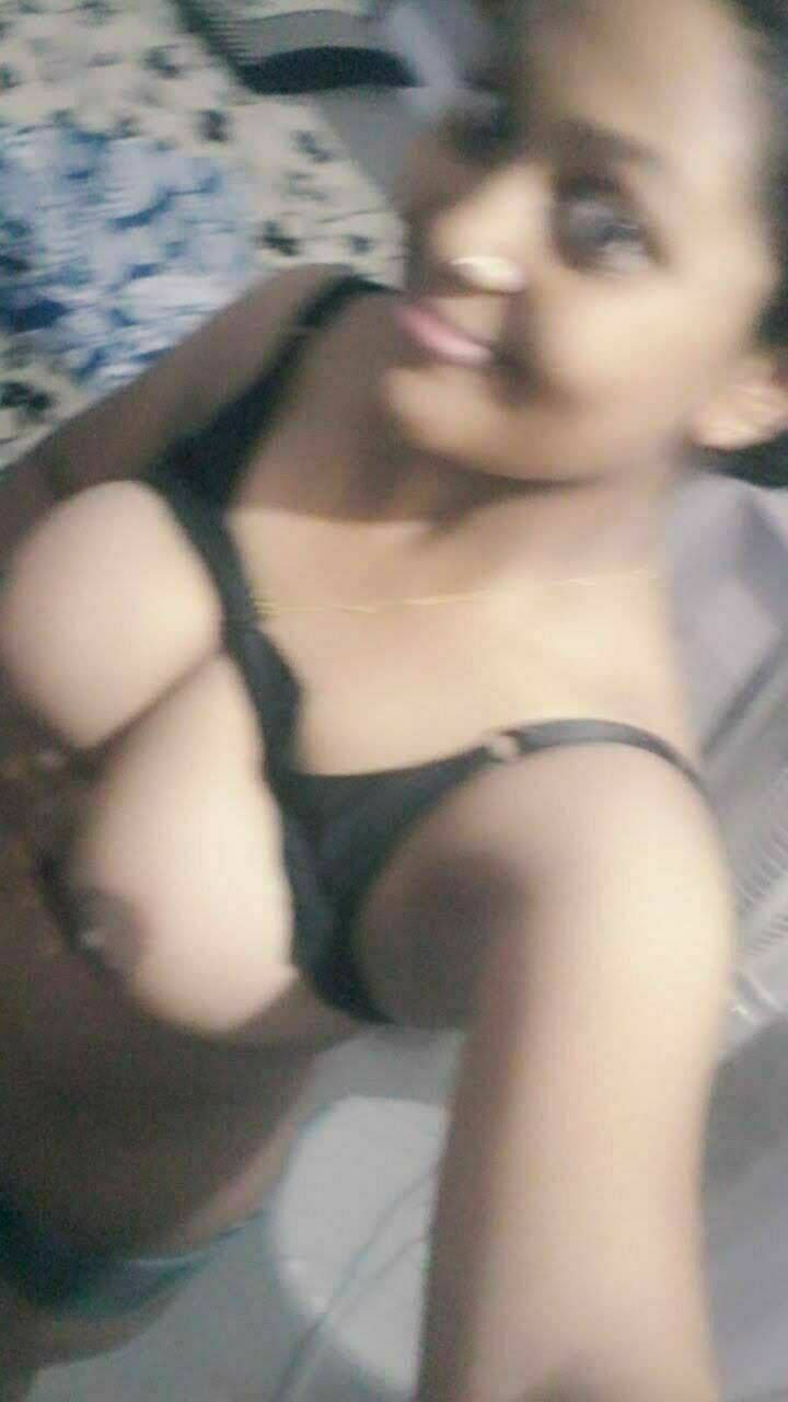 Kannada girl topless clicks shared online