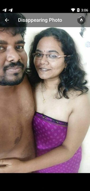 Sexy Kannada wife blowjob and naked pics
