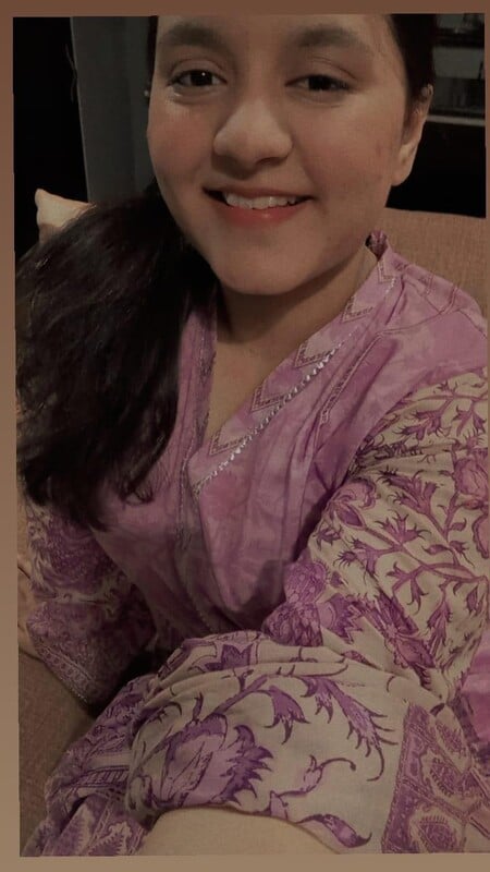 Pakistani sexy girlfriend blowjob and nude