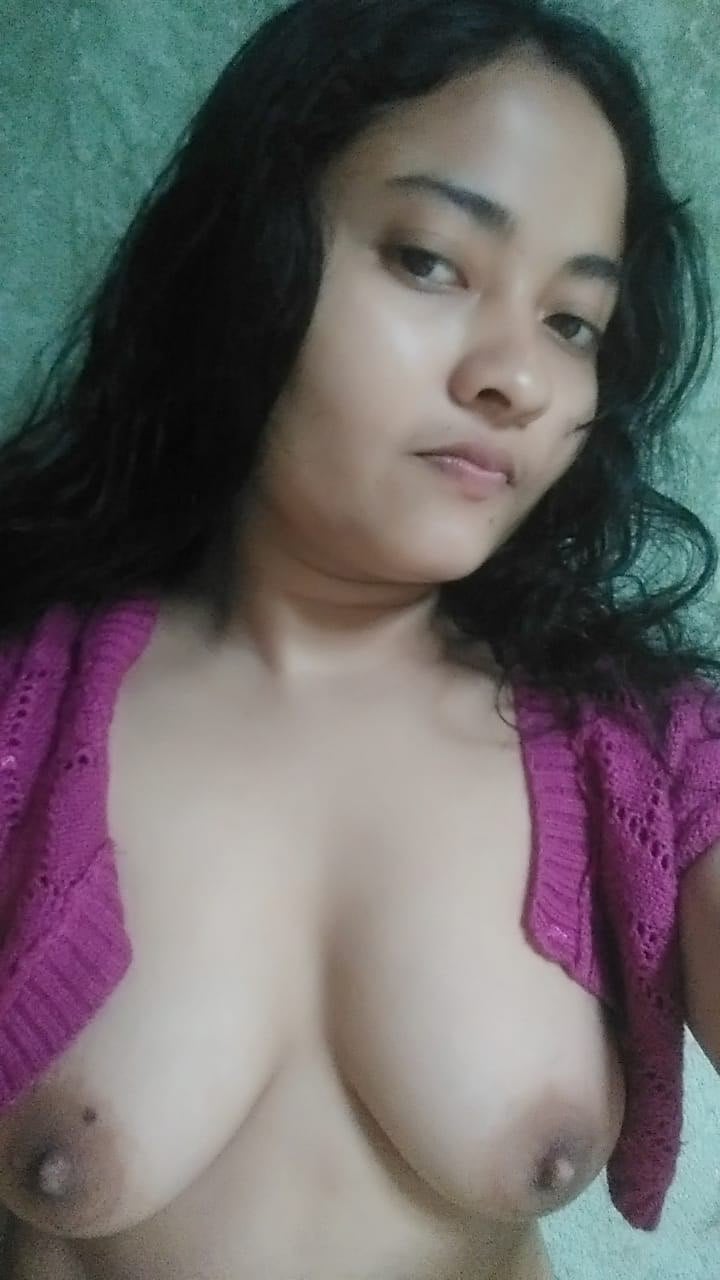 Bengali college girl open blouse boobs show