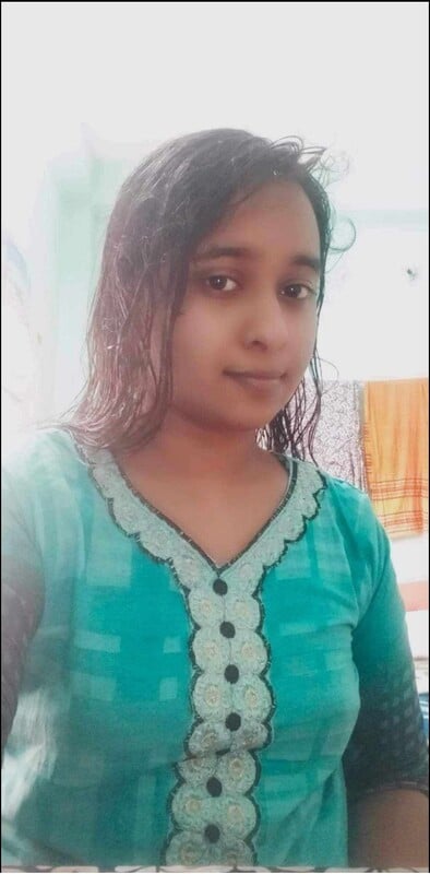Bengali college girl nude selfies at midnight