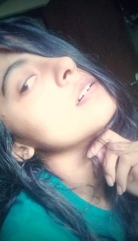 Classy Srilankan girl hot boobs and pussy show