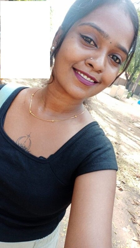 Tattooed Tamil college girl topless blowjob to lover