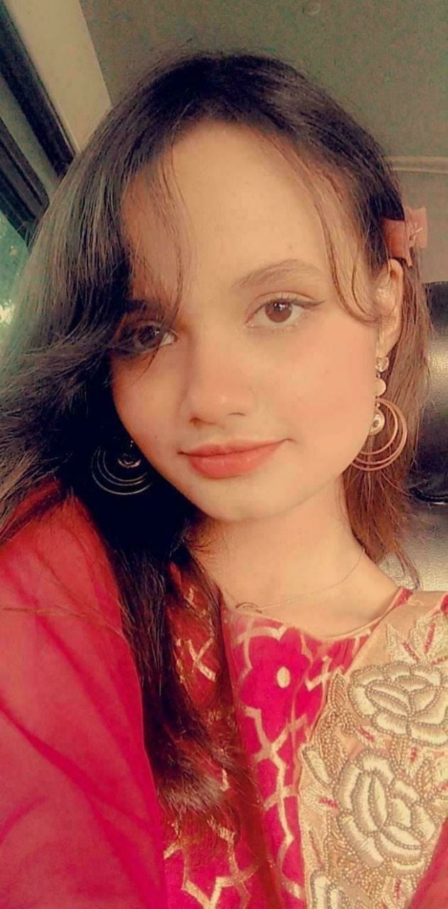 Bengali girl topless boobs exposing photos