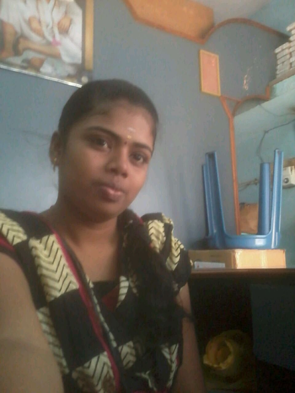 Coimbatore Tamil college girl topless pics