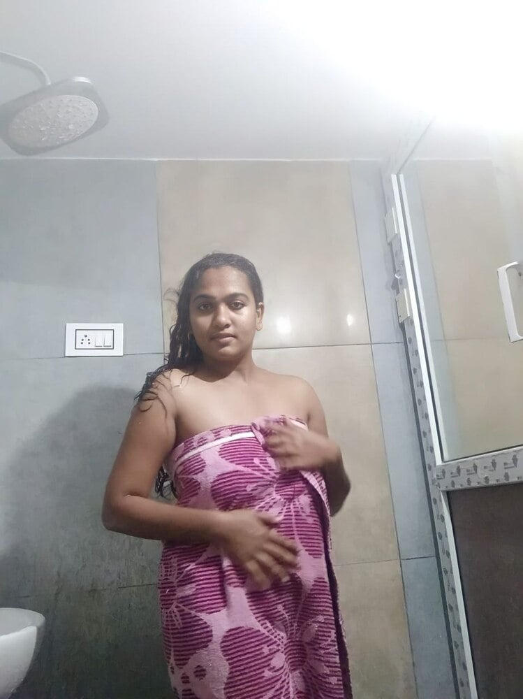 Wayanad mallu big boobs girlfriend naked pics