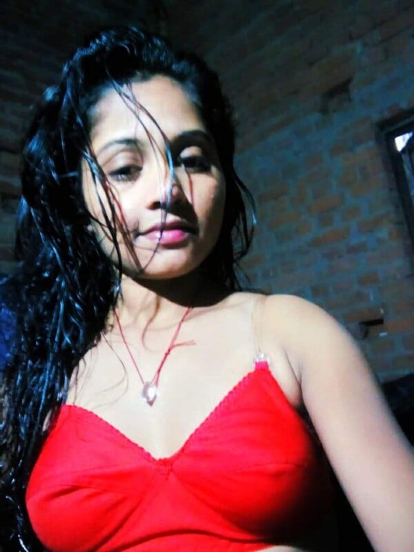 College girl removing bra and nude photos