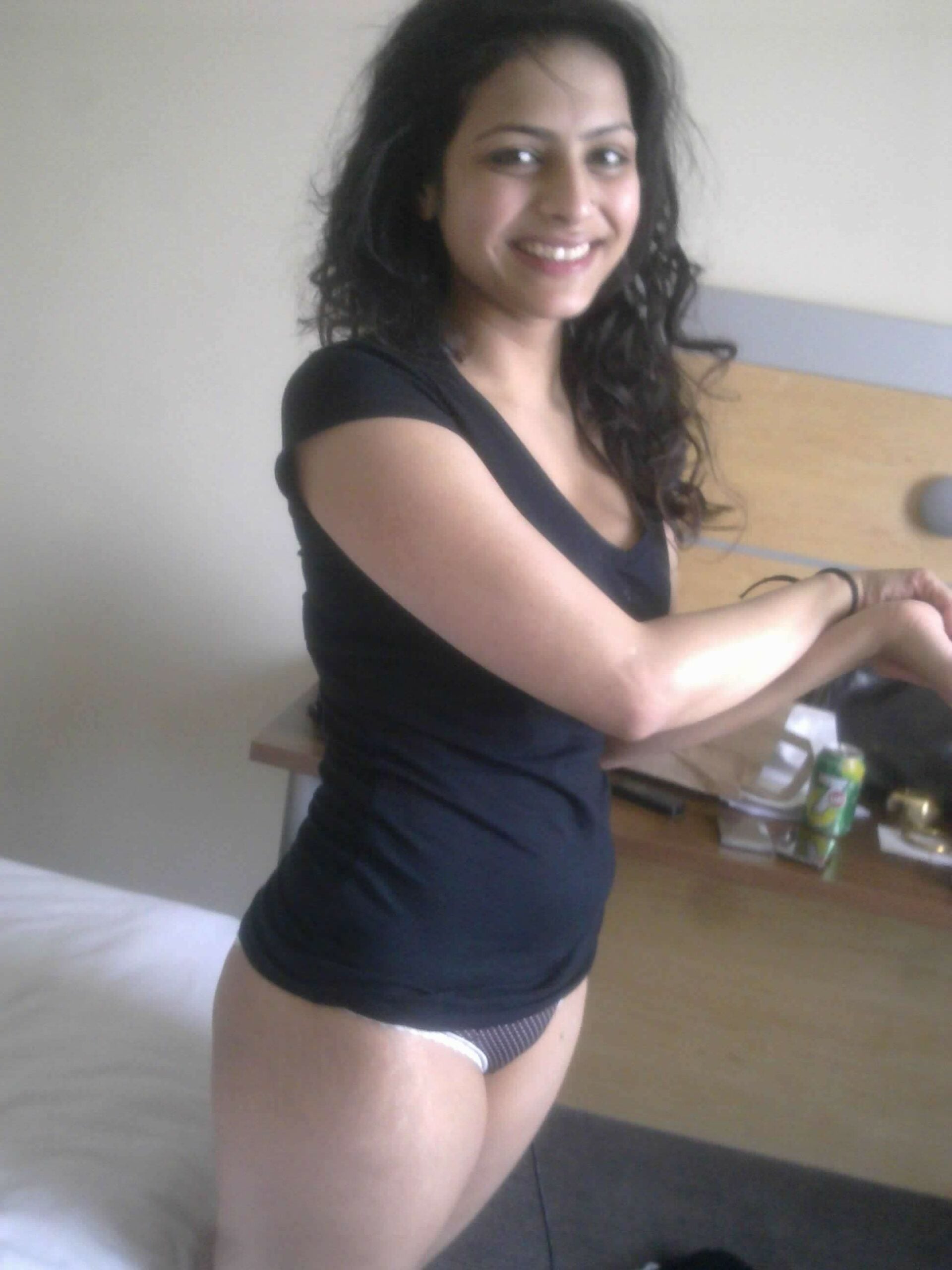 Arabic beauty sexy boobs showing photos