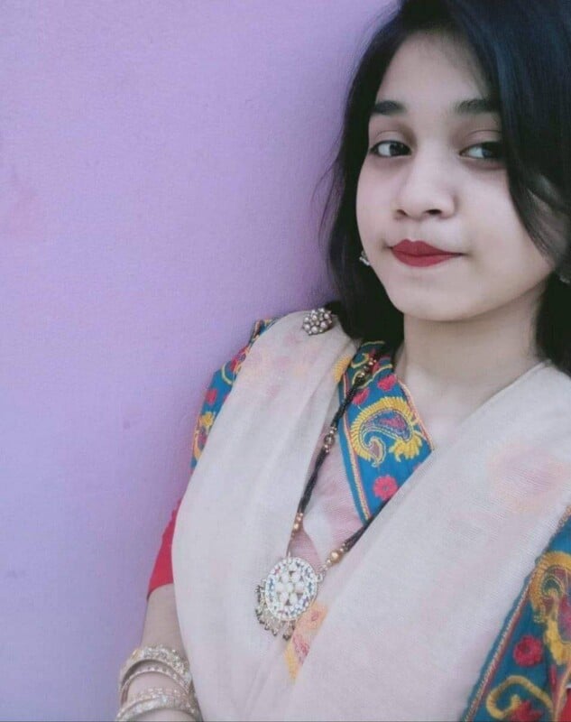 Red lips village girl milky white big boobs expose