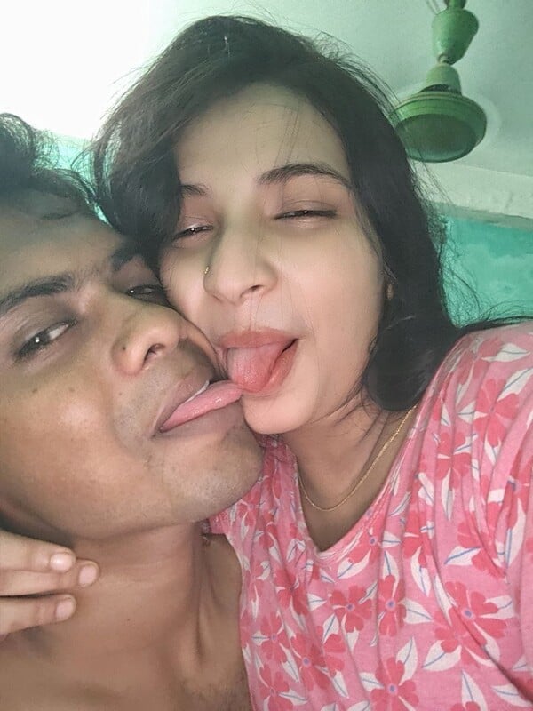 Romance with friend sister before fucking hot pics