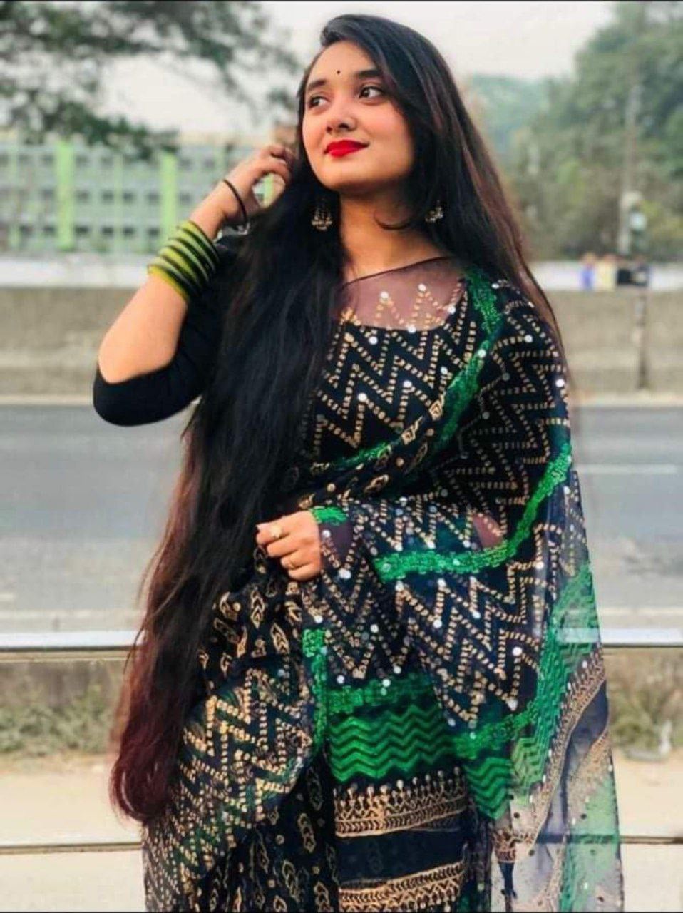 Bengali slim girl nude under the shower pics