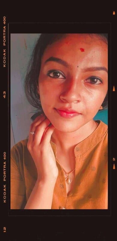 Indian saree college girl revealed big round boobs