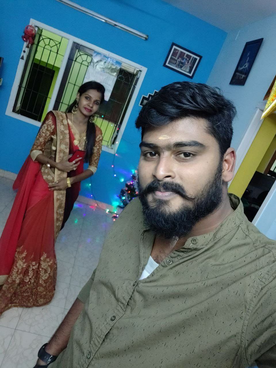 Tamil GF naked for first time with lover pics