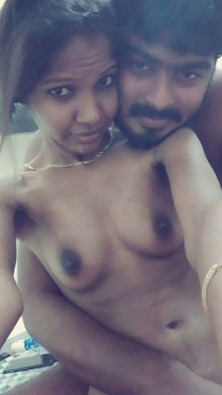 Tamil GF naked for first time with lover pics