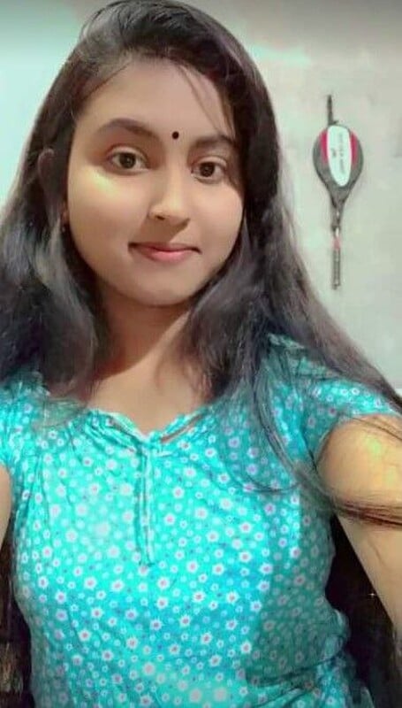 Cute Bengali girl nude photos for lover