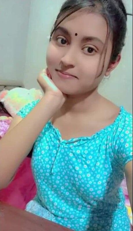 Cute Bengali girl nude photos for lover