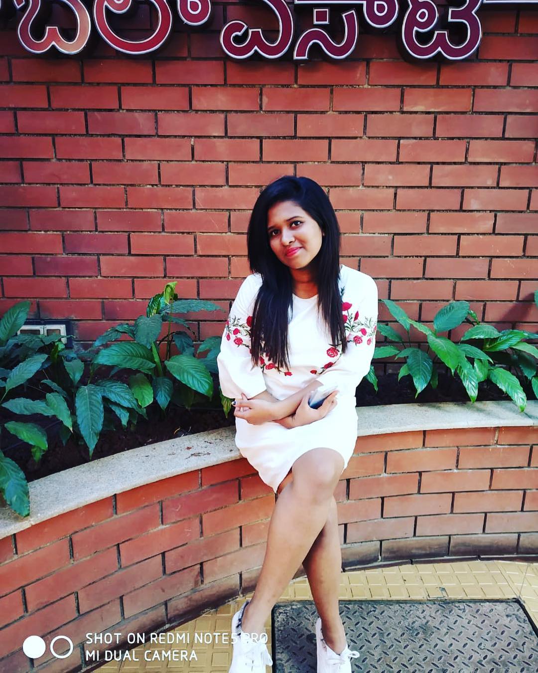 Bengaluru college girl posing nude photos