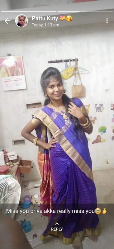 Tamil girl topless photos shared with her lover