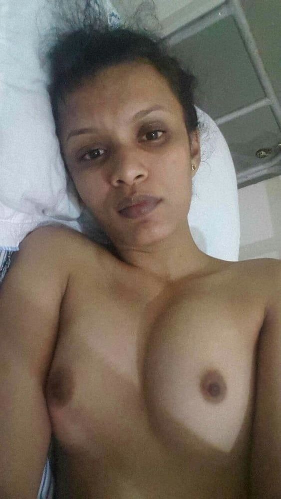 Bengaluru PG student hairy pussy nude photos
